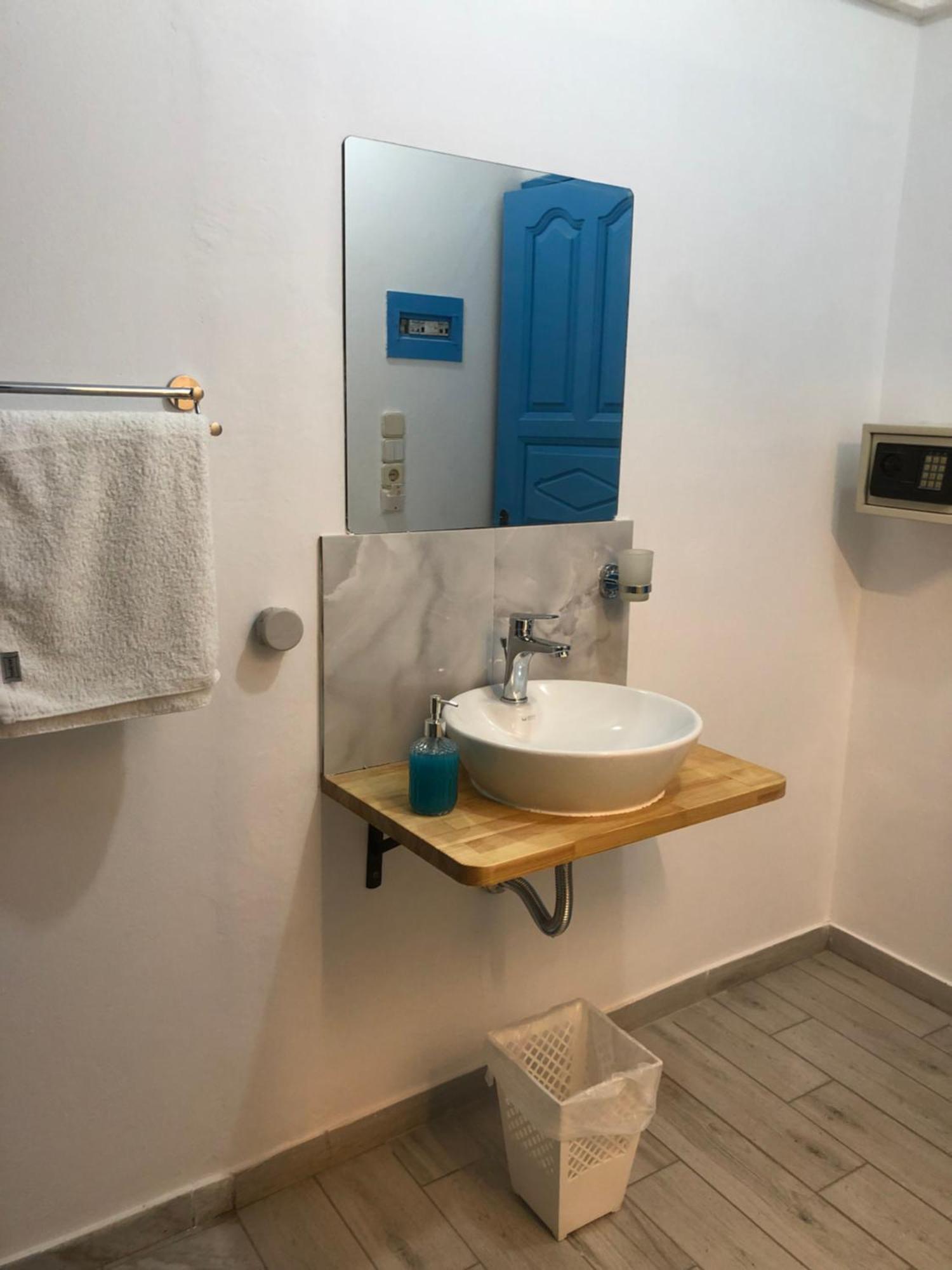 Antonis Hotel Kéfalos Eksteriør bilde