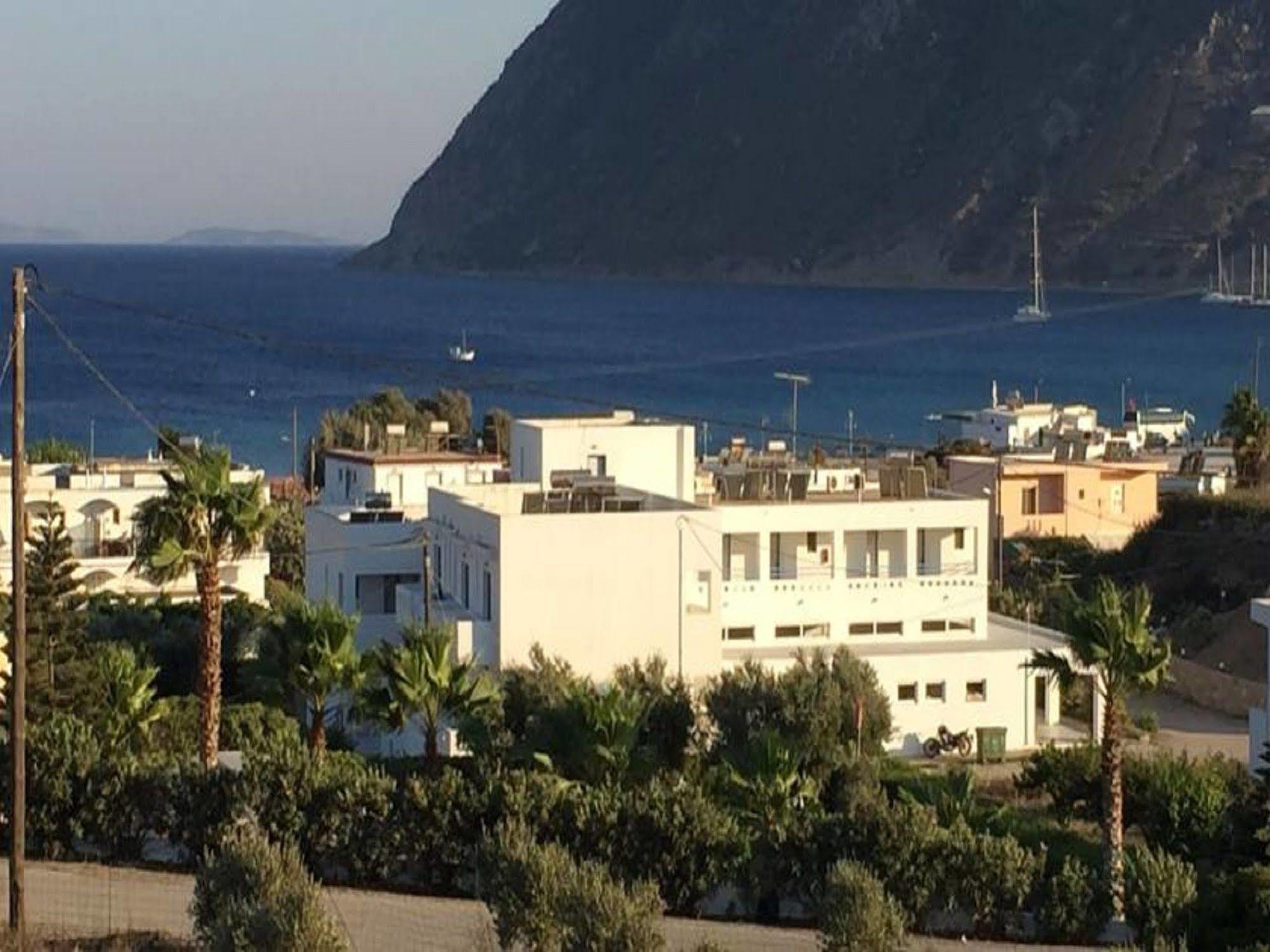 Antonis Hotel Kéfalos Eksteriør bilde