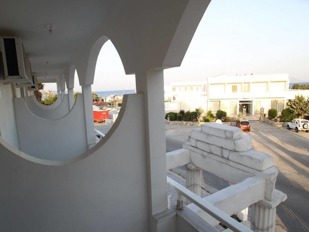 Antonis Hotel Kéfalos Eksteriør bilde